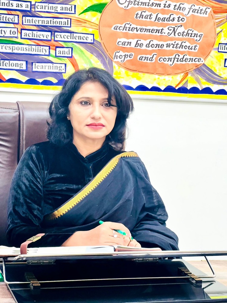 Seema Wadhwa, Principal